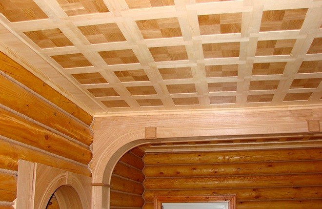 Потолок из фанеры