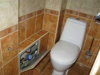 Как закрыть трубы в туалете - фото народных способов